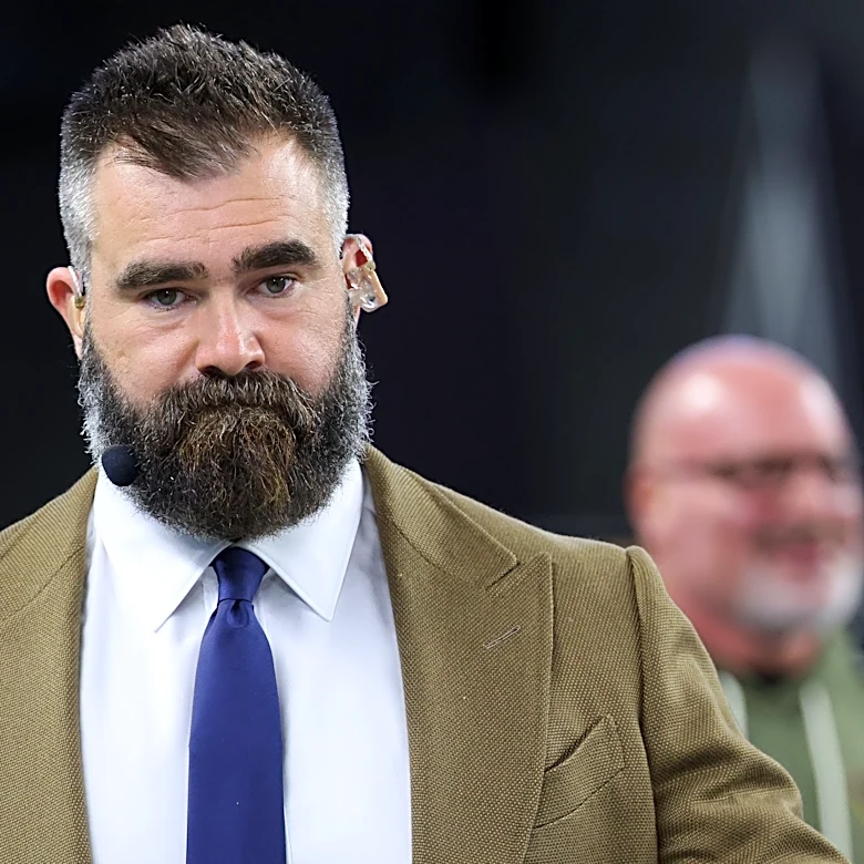 Former All-Pro OL Jason Kelce calls out Chargers fans after viral sack