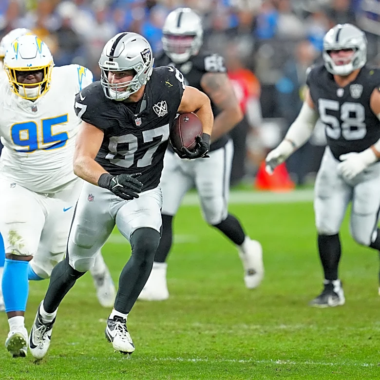 Chargers' defensive keys to victory vs. Raiders in Week 2