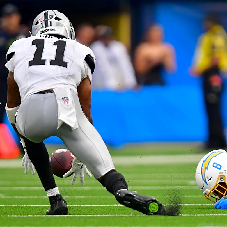 Chargers drop second straight: Instant analysis of LA’s Week 2 loss