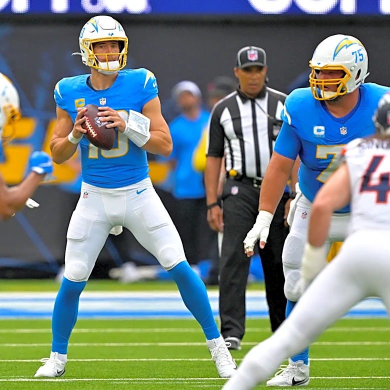 Rob Gronkowski questions Chargers' offensive approach with Justin Herbert