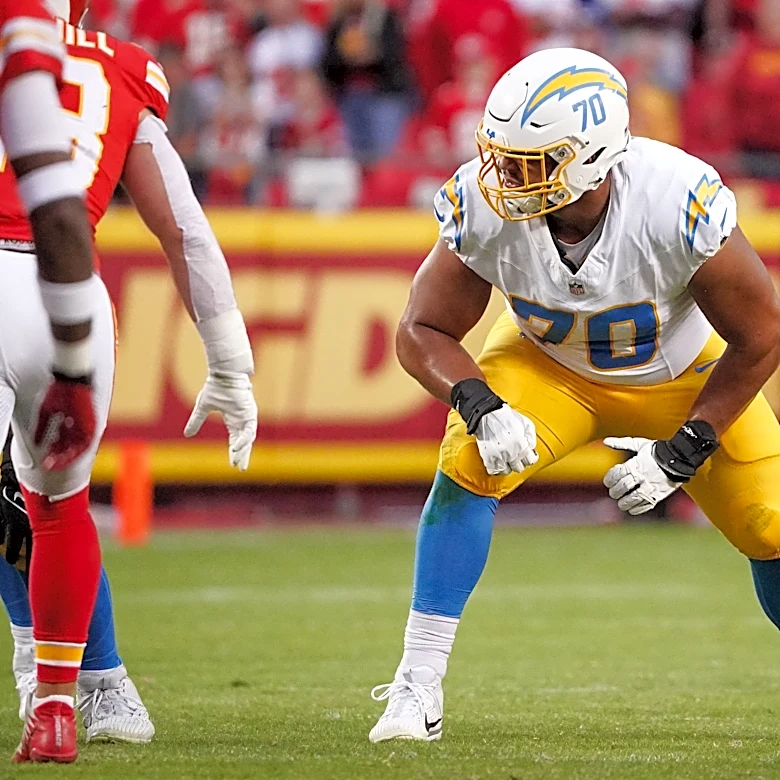 Rashawn Slater update: Chargers OT successfully undergoes surgery