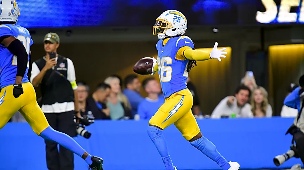 Analyst labels AFC powerhouse as potential suitor for Chargers' Donte Jackson