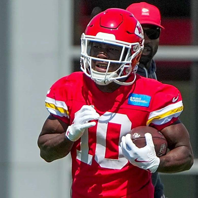 Chiefs RB Emmett Johnson reveals willingness to be a receiver option