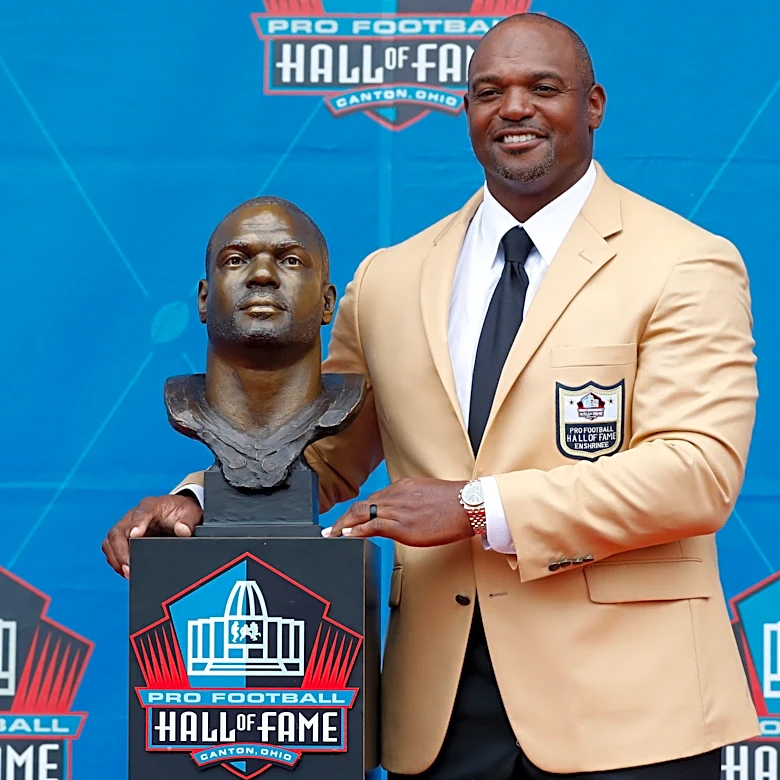 Dwight Freeney comments on Chiefs DL Chris Jones' career longevity