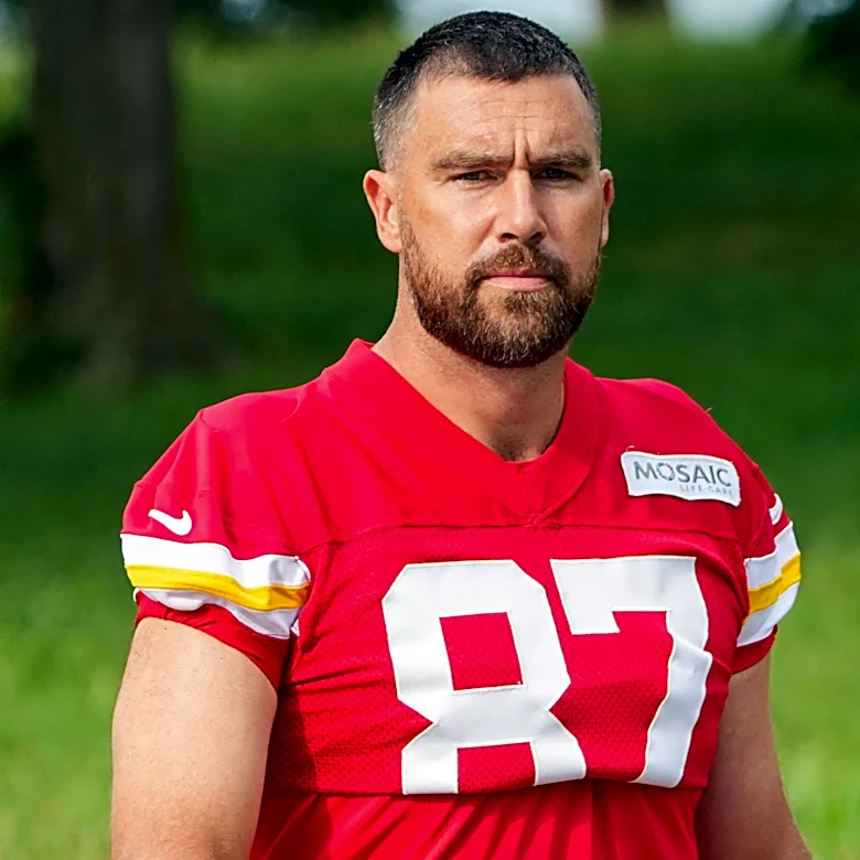 Chiefs TE Travis Kelce reflects on summer wedding to Taylor Swift