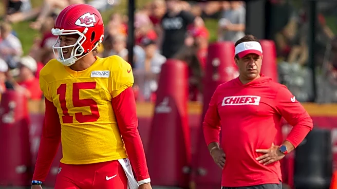 Chiefs waive veteran OL, sign replacement before matchup vs Buccaneers