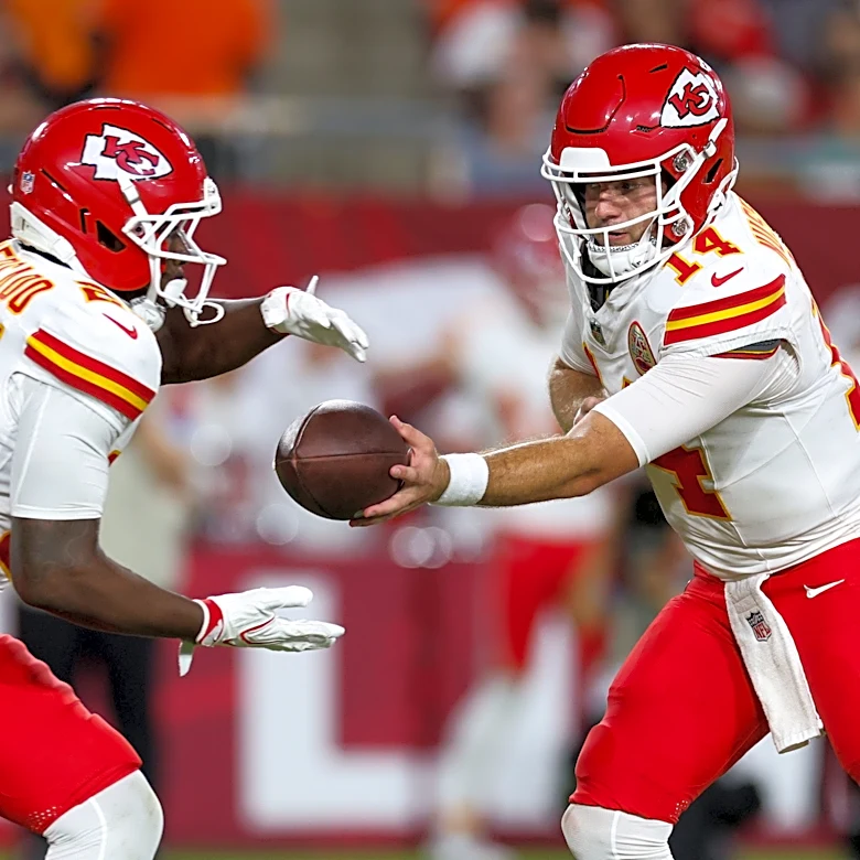 Chiefs RB Emari Demercado discusses his role in the running backs room