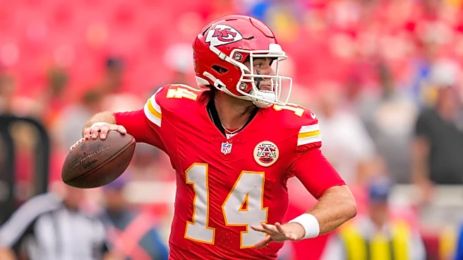 Watch Chiefs rookie Garrett Nussmeier warm up for preseason finale