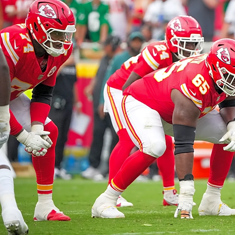 Will Trey Smith play vs. Broncos? Injury update for Chiefs OL