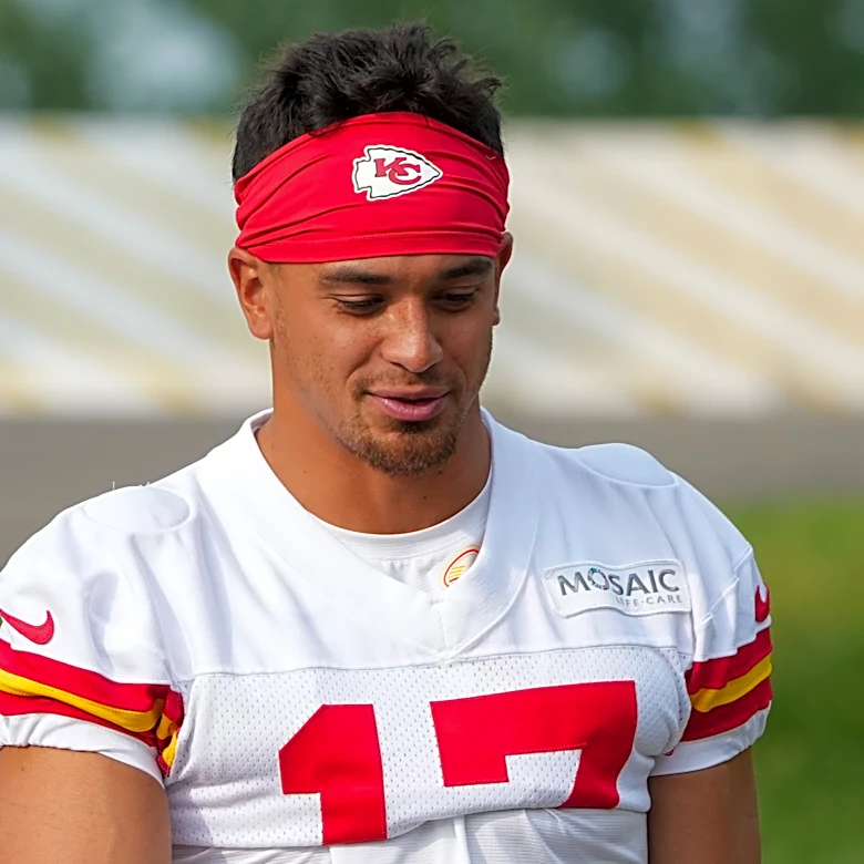 Alohi Gilman praises DC Steve Spagnuolo's coaching ahead of Week 1