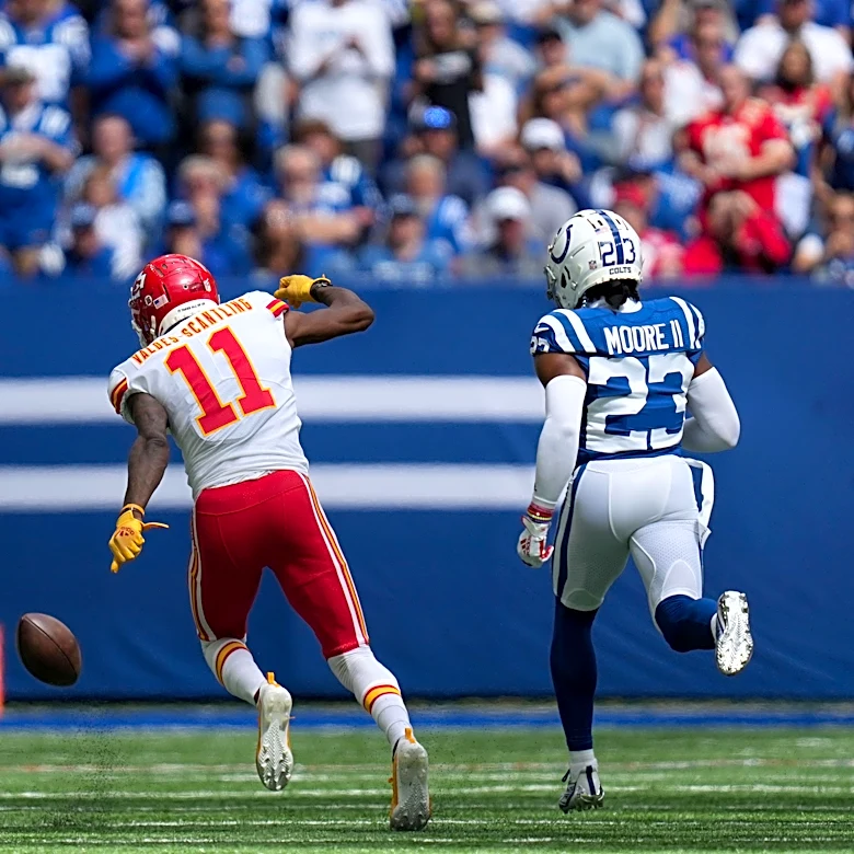 Polarizing ex-Chiefs WR signs with Chargers practice squad in Week 2