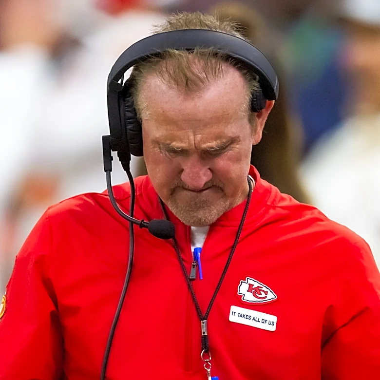 Steve Spagnuolo addresses potential plans to replace an injured player