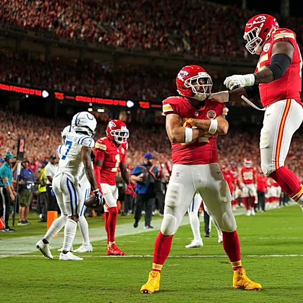 Travis Kelce made NFL history in Chiefs' Week 2 win vs. Colts on 'SNF'