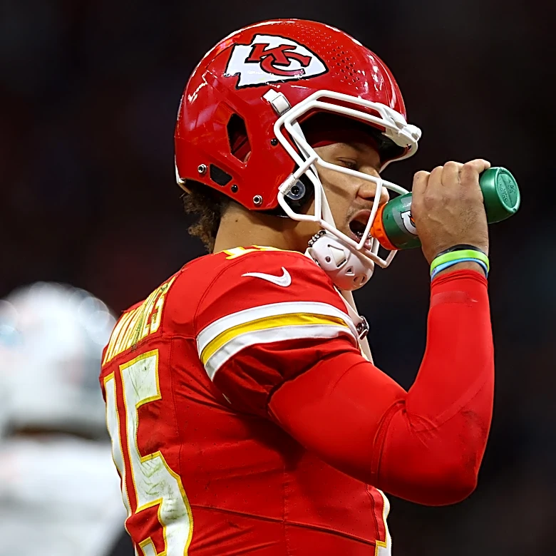 What was Patrick Mahomes drinking before Chiefs vs. Colts on 'SNF'?