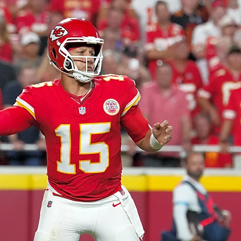 Patrick Mahomes discusses balance on offense with the running game