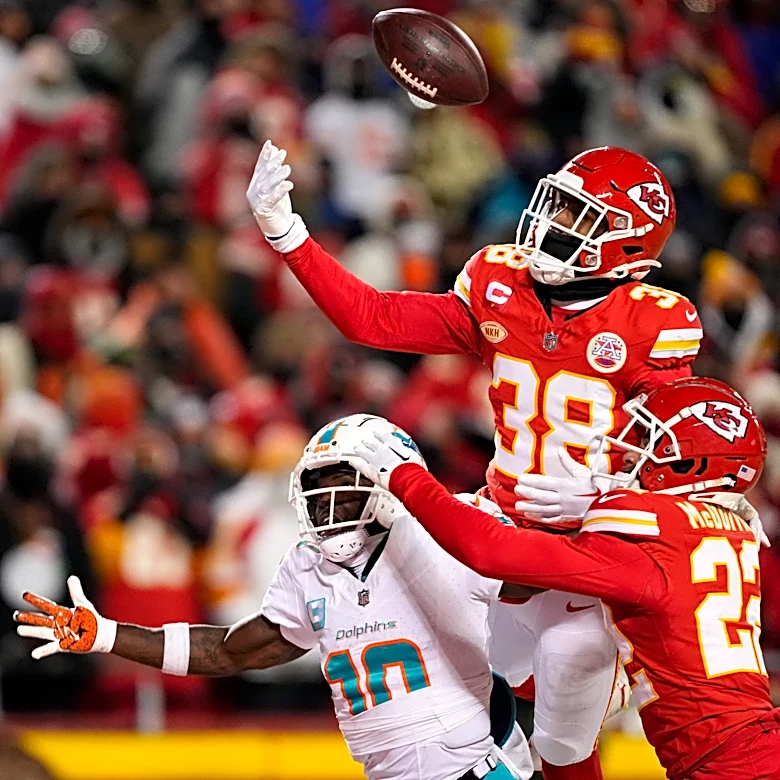 Will L'Jarius Sneed play today? Status update for Chiefs DB in Week 3