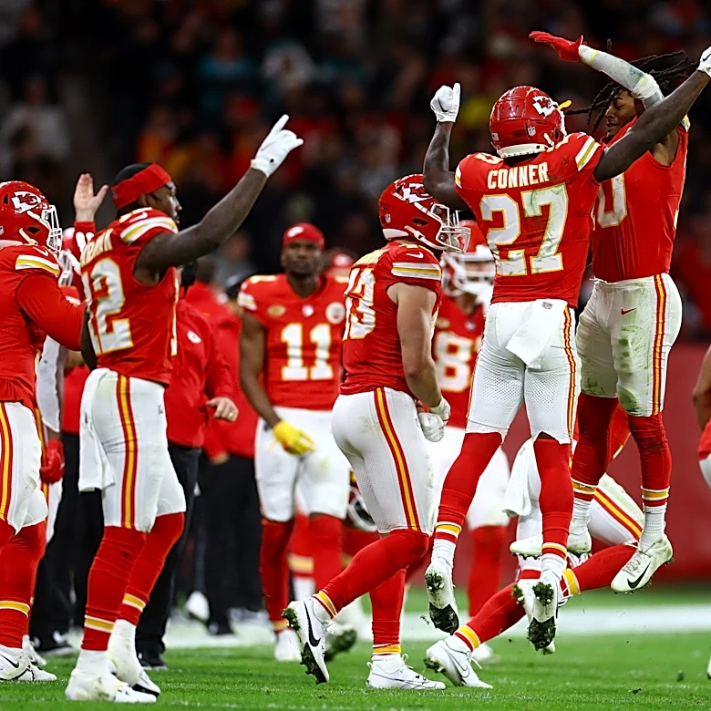 Chiefs officially rule out starting DB for Week 3 matchup vs Dolphins
