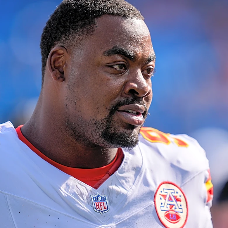 Chiefs DL Chris Jones fires back at critics after a sackless Week 3