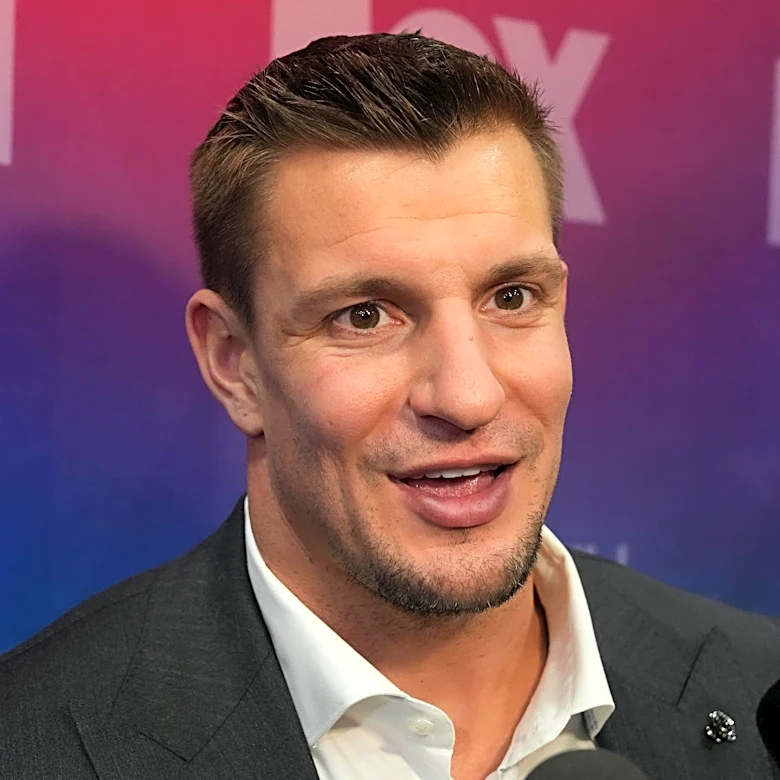 Rob Gronkowski discusses Travis Kelce's hot start to the 2026 season