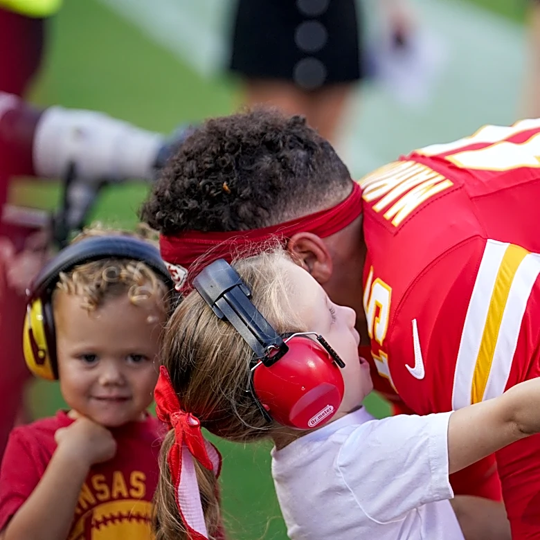 Chiefs QB Patrick Mahomes shares a personal connection to youth sports