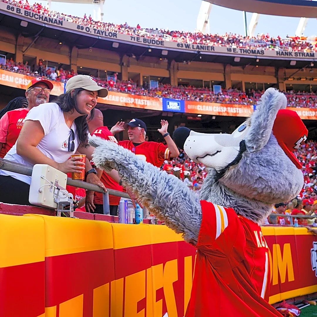 Chiefs collaborate with Pancho's Blanket for a special release