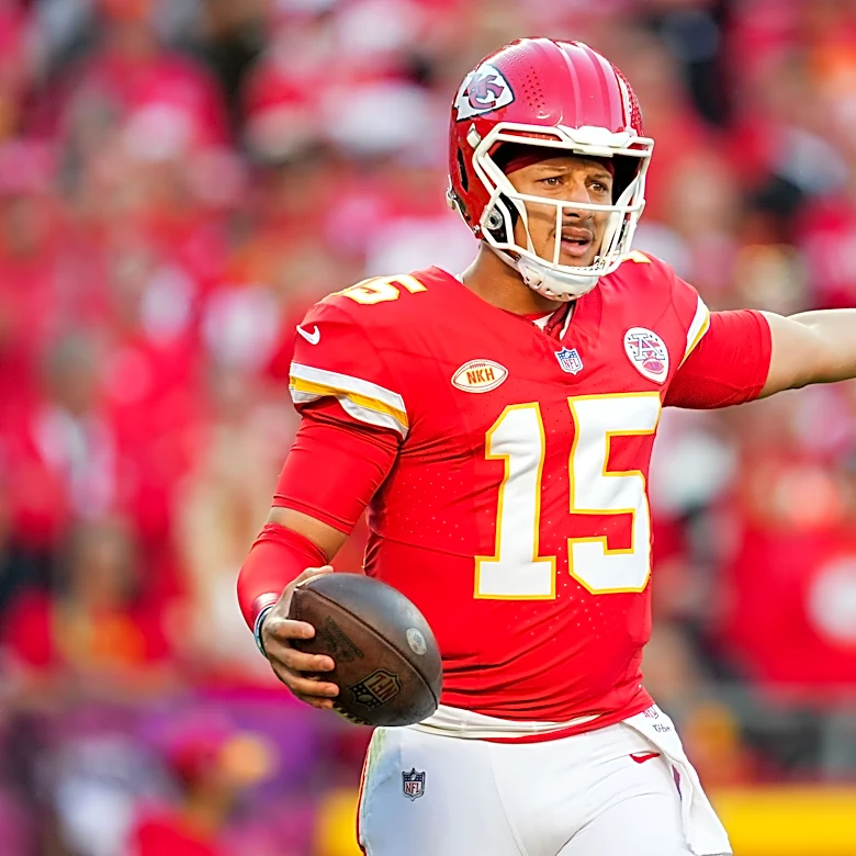 Video shows Chiefs QB Patrick Mahomes' frustration with struggling WR