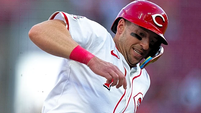 Spencer Steer is going on the 10-day IL. Here's what it means for the Reds