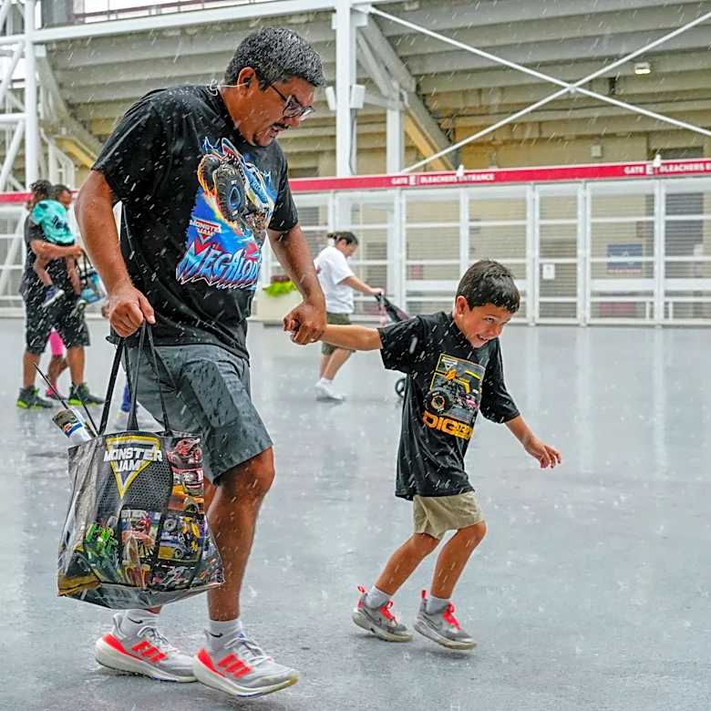 Cincinnati weather forecast shows tornado, flood risk as big events planned