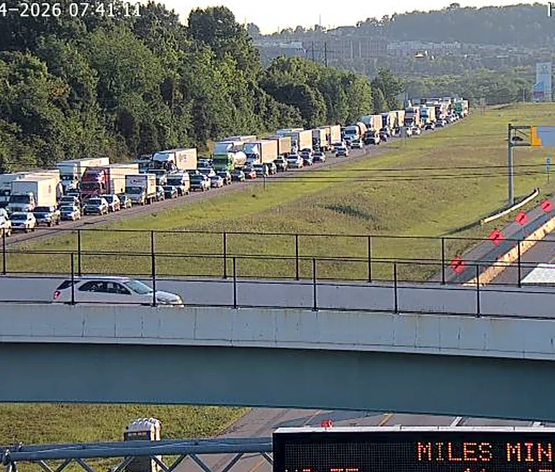 All lanes closed on I-75 South in Warren County