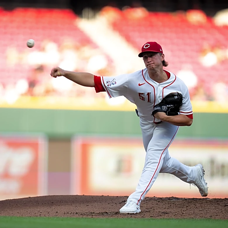 Brady Singer survives deadline, offers glimpse of Reds future in win?
