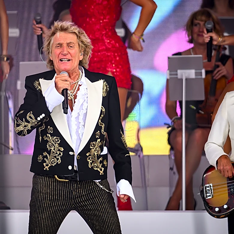 Cincinnati among affected shows after Rod Stewart cancels 2026 tour