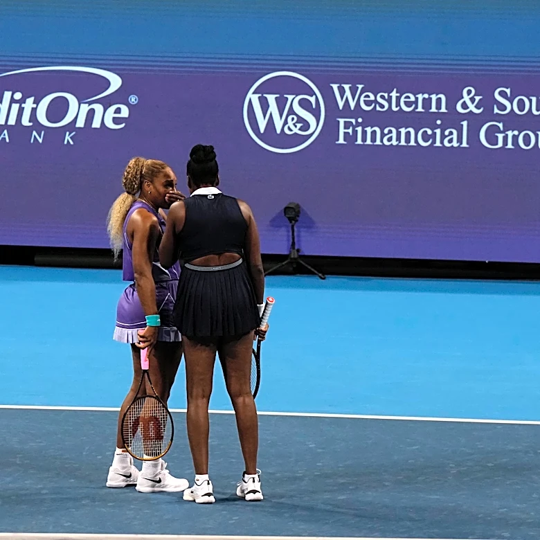 Serena, Venus Williams fall in Cincinnati Open doubles
