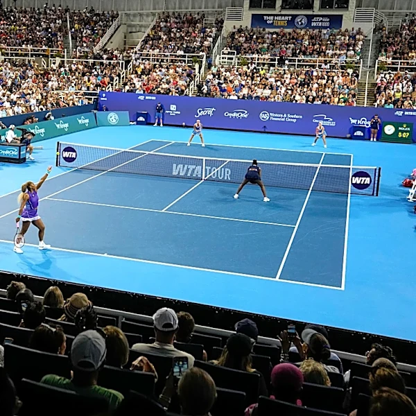 Peyton Stearns says lack of crowd support vs Williams sisters 'stung'
