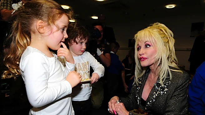 Dolly Parton's coat of many colors is the America we need | Opinion