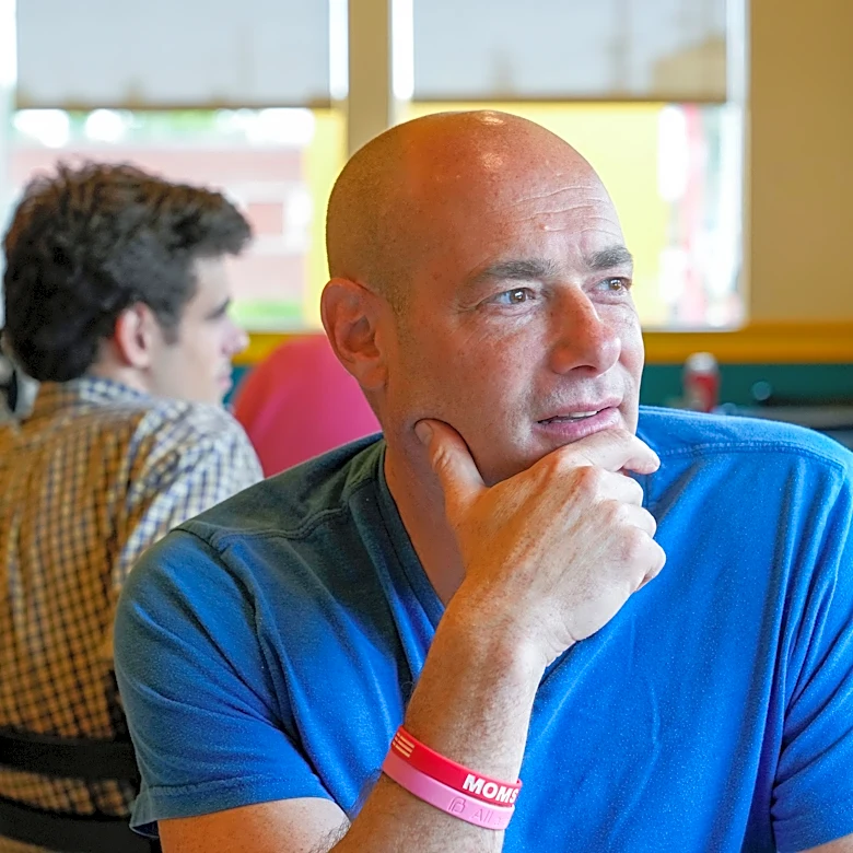 New poll finds Cincinnati Rep. Greg Landsman has a narrow lead