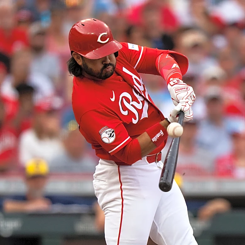 Eugenio Suárez, TJ Friedl waived, go unclaimed, stay with Reds: source