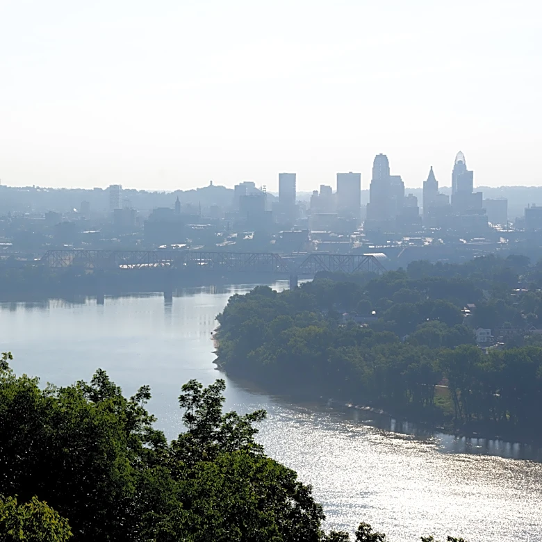 Body of 35-year-old recovered from Ohio River near North Bend
