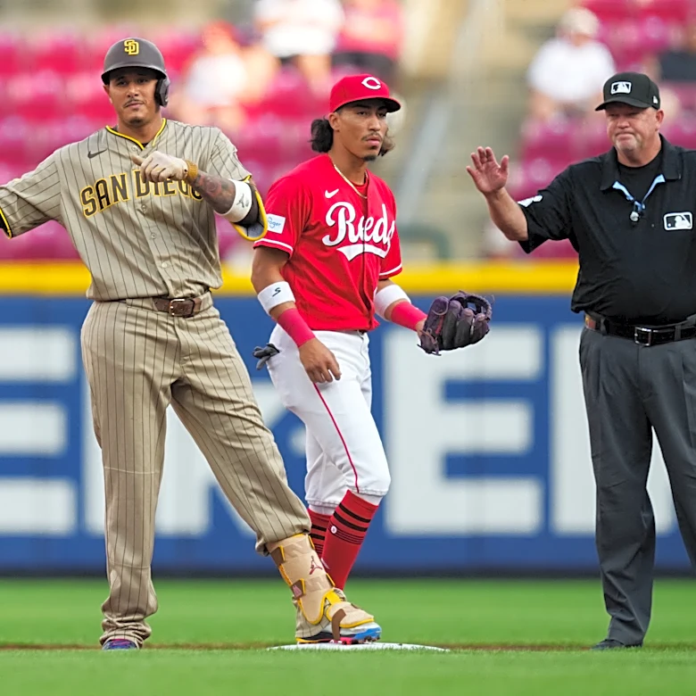 Cincinnati Reds end August with shutout loss to San Diego Padres