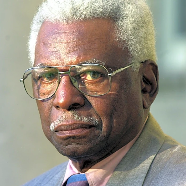 Loved ones mourn Milton Hinton, man of 'reciprocity, responsibility'