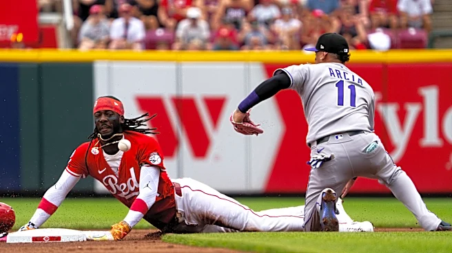Cincinnati Reds sign infielder Orlando Arcia to minor-league deal