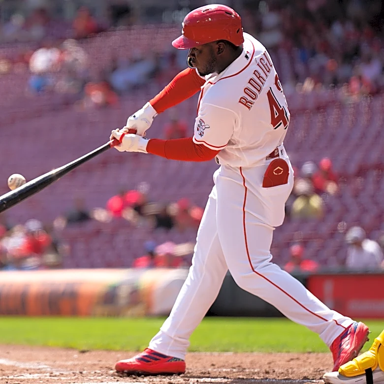 Cincinnati Reds rally from early deficit for series win over Padres