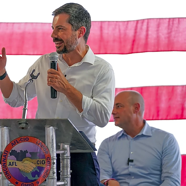 Pete Buttigieg talks unions, Brent Spence Bridge at Labor Day picnic