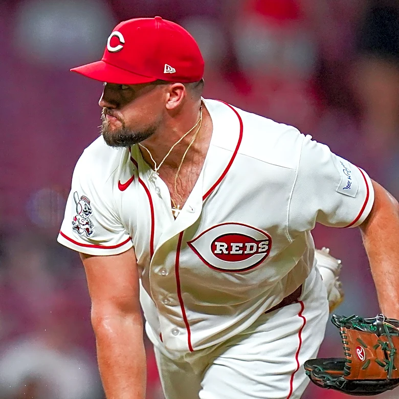 Cincinnati Reds DFA Sam Moll as Graham Ashcraft returns to bullpen