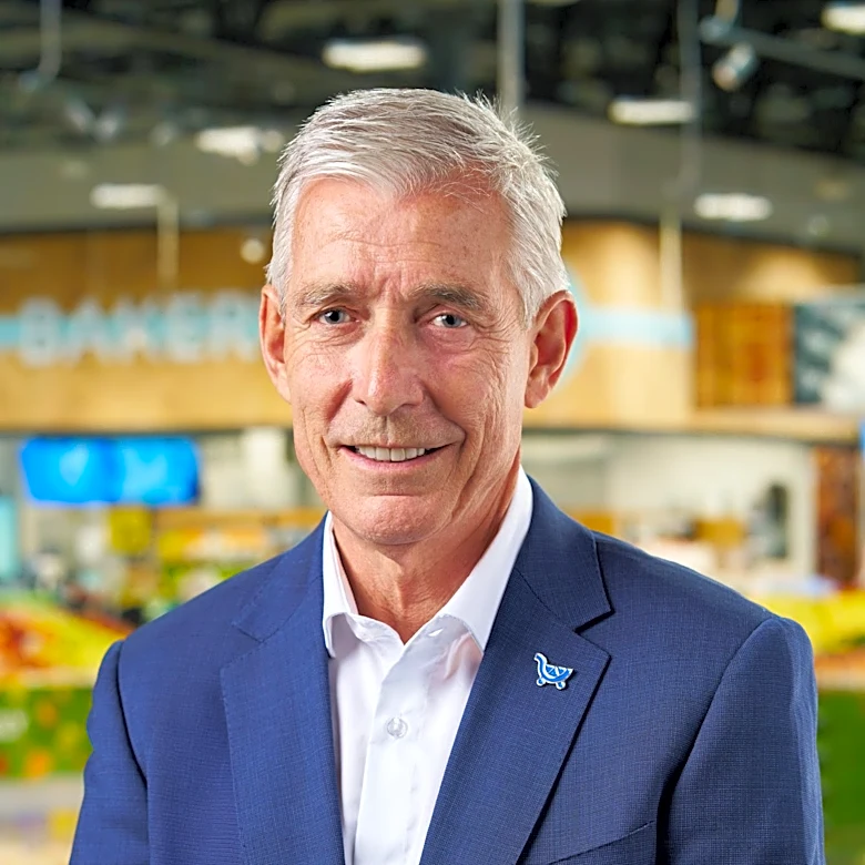 New Kroger CEO adds top exec team, aims for turnaround