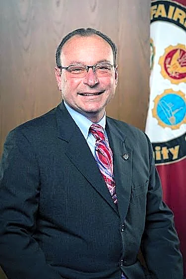 Fairfield mayor resigns, says he's looking forward to 'happy hour'