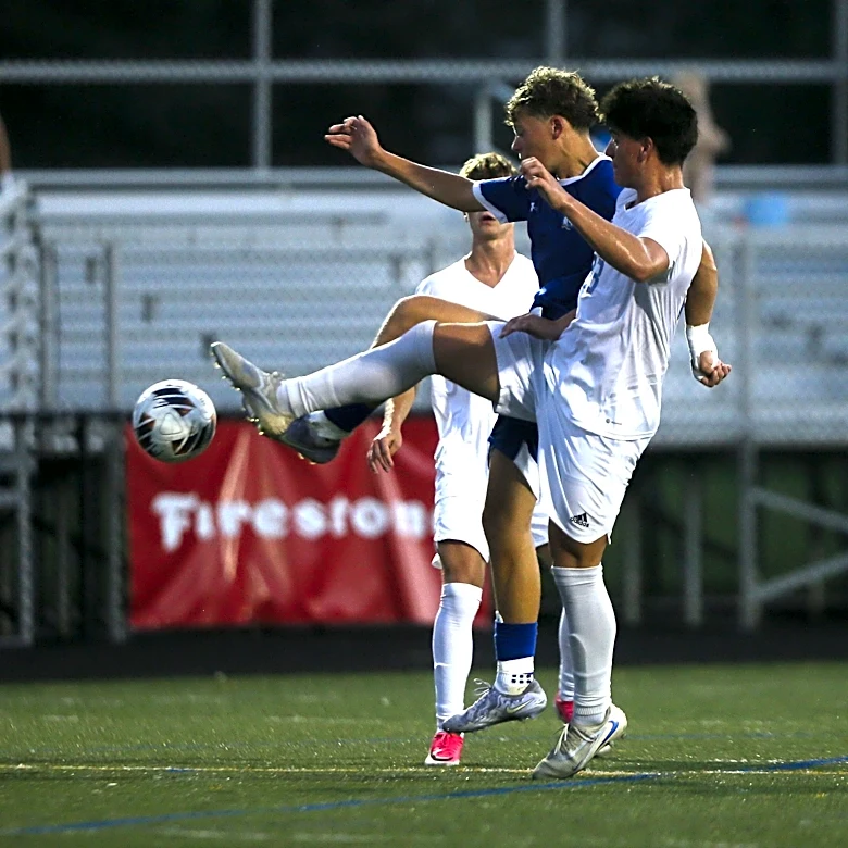 Moeller takes top spot in Sept. 17 boys soccer power rankings