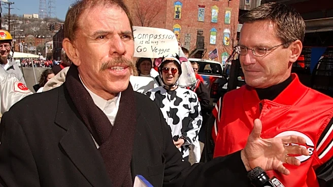 Peter Max, artist, savior of Cincinnati Freedom, famous runaway cow, dies at 88