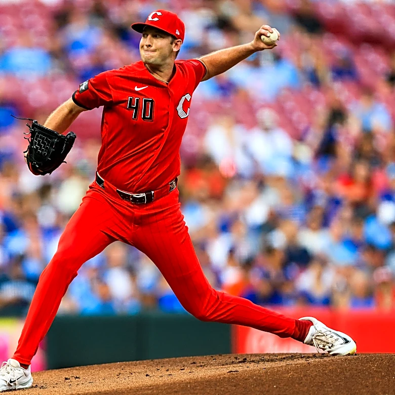 Chicago Cubs beat Cincinnati Reds to inch closer to playoff clinch