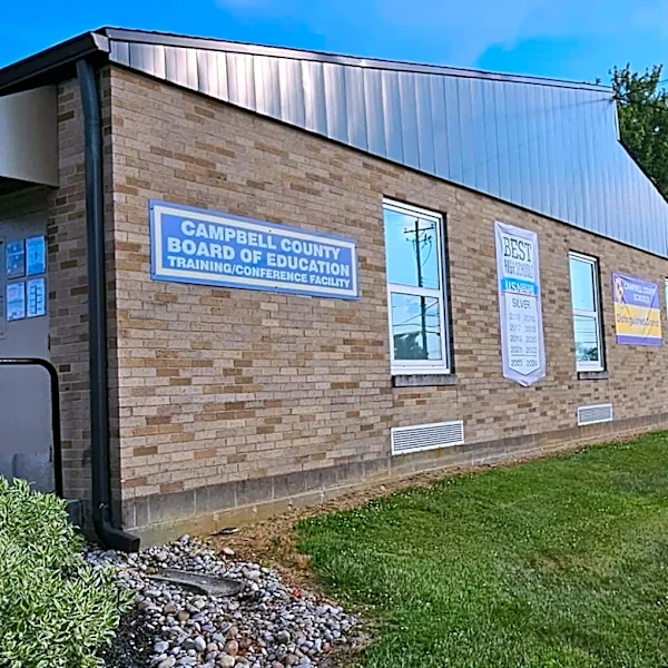 Who are the highest paid employees at Campbell County Schools?