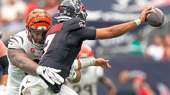 Watch how trash talk from Bengals' Lawrence is at another level